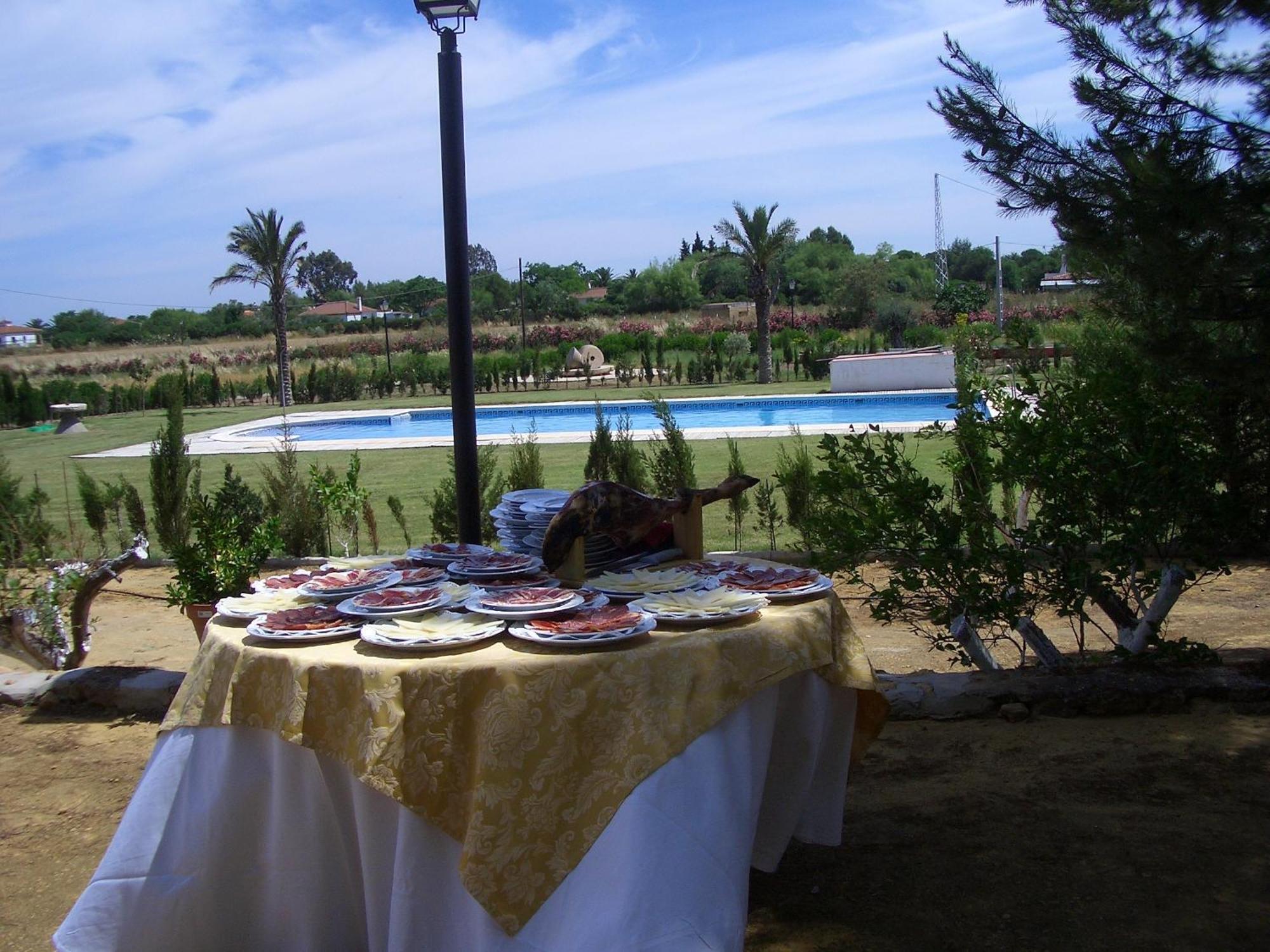 Hacienda Los Jinetes Carmona  Ngoại thất bức ảnh